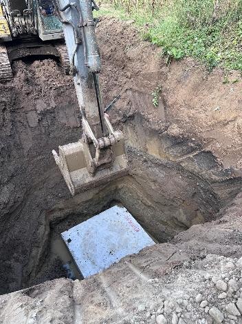 CL 09 – UAT Buzoești, str. Băbănești – Lucrări de montaj cămin SPAU 13